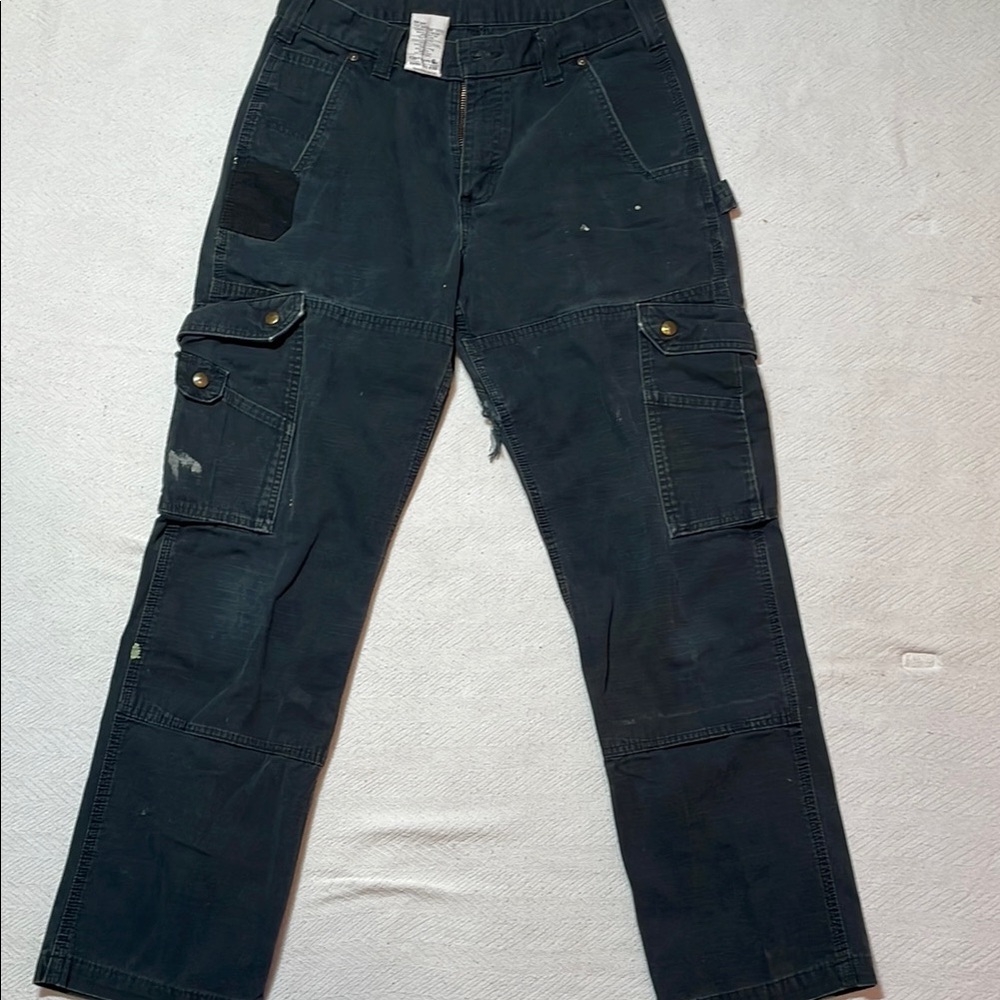 Carhartt Men's Black Cargo Rip-Stop work pants. Men’s Size 31-32